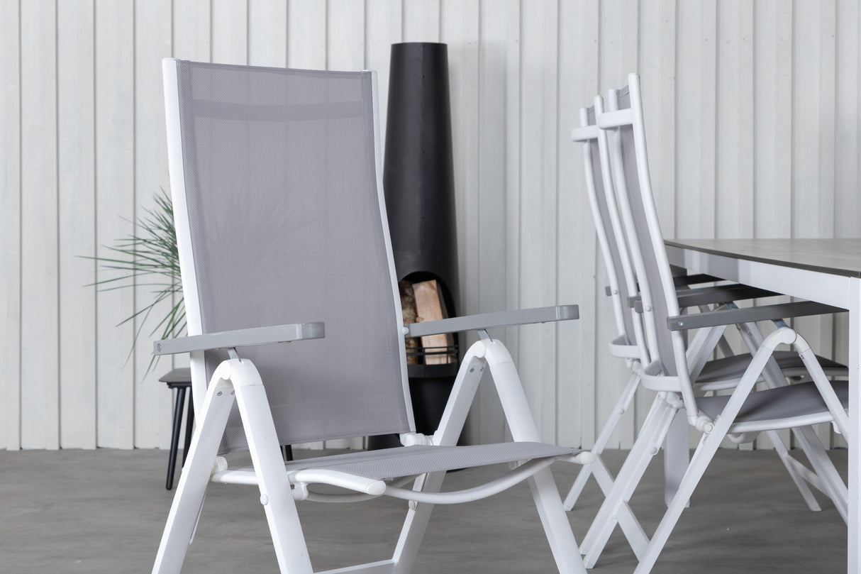 Conjunto de mesa y sillas 267177