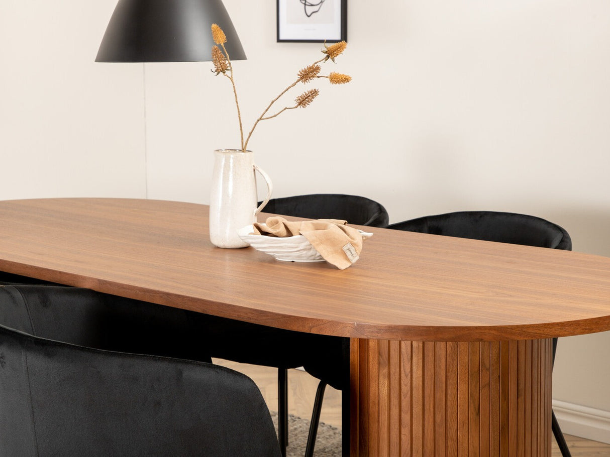 Conjunto de mesas y sillas para comedor 432598