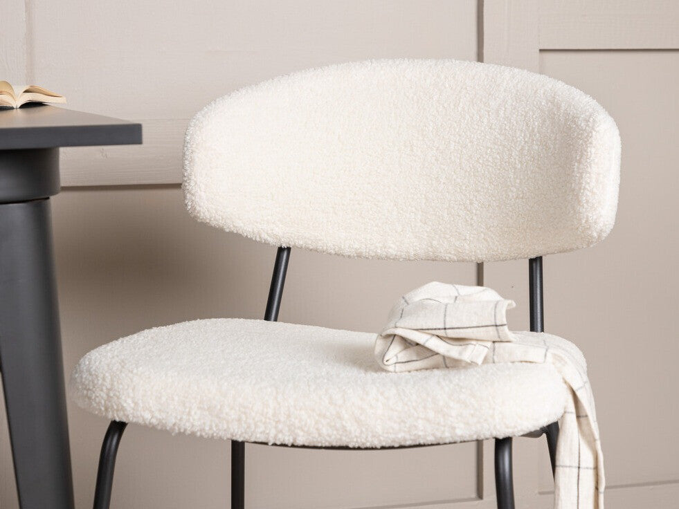 Conjunto de mesas y sillas para comedor 478896