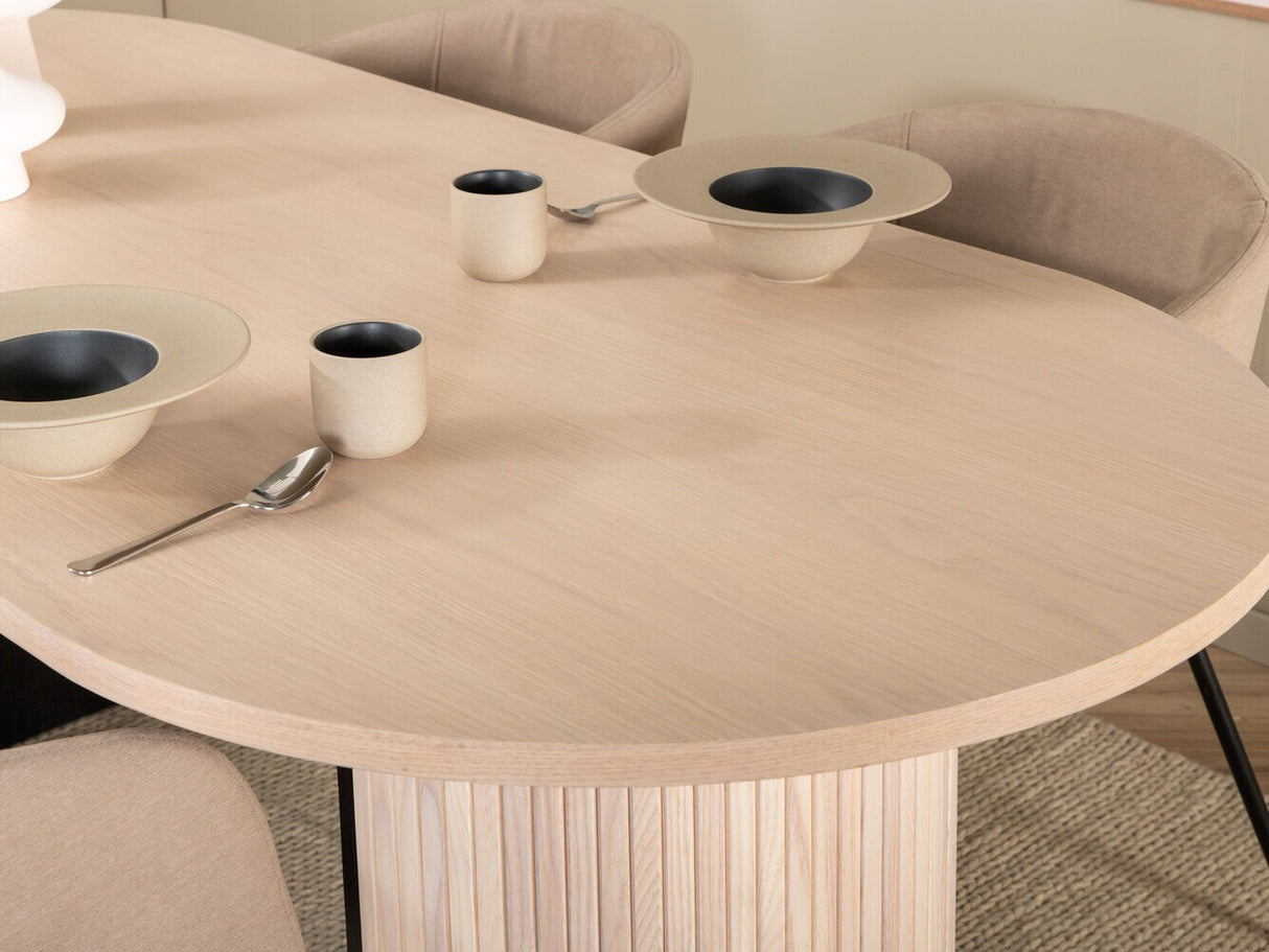 Conjunto de mesas y sillas para comedor 433470