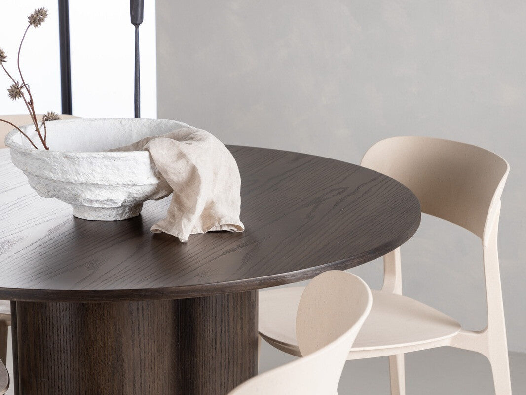 Conjunto de mesas y sillas para comedor 498312