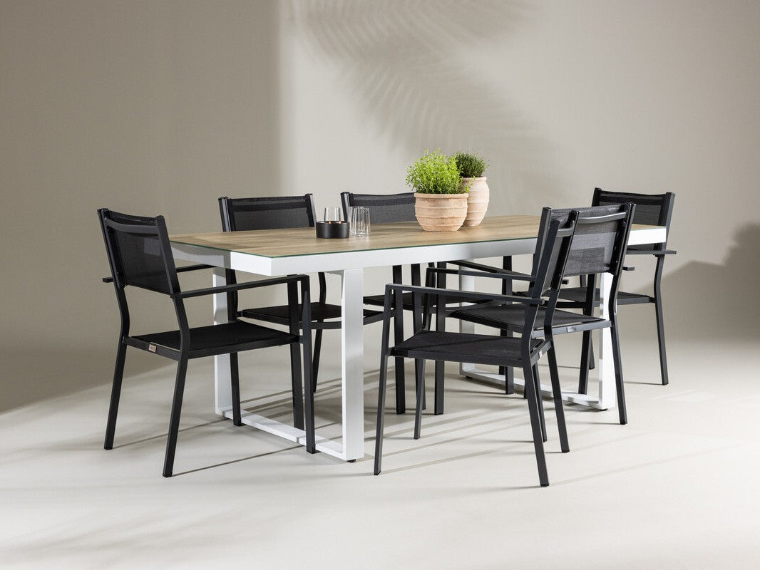 Conjunto de mesa y sillas 586590