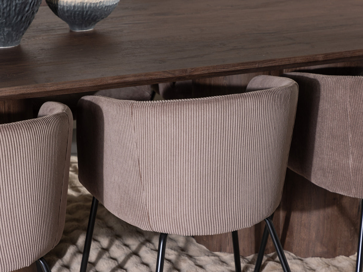 Conjunto de mesas y sillas para comedor 640266