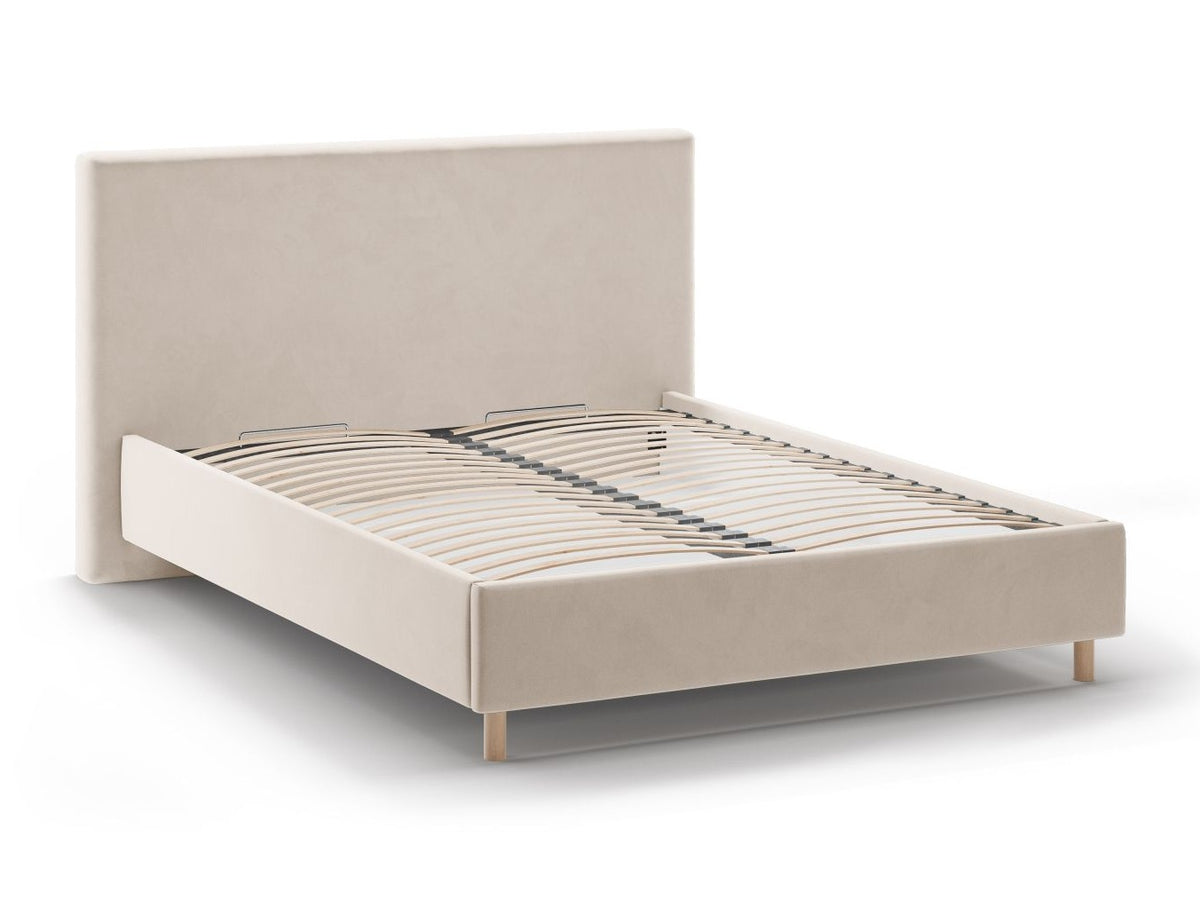Cama 640736