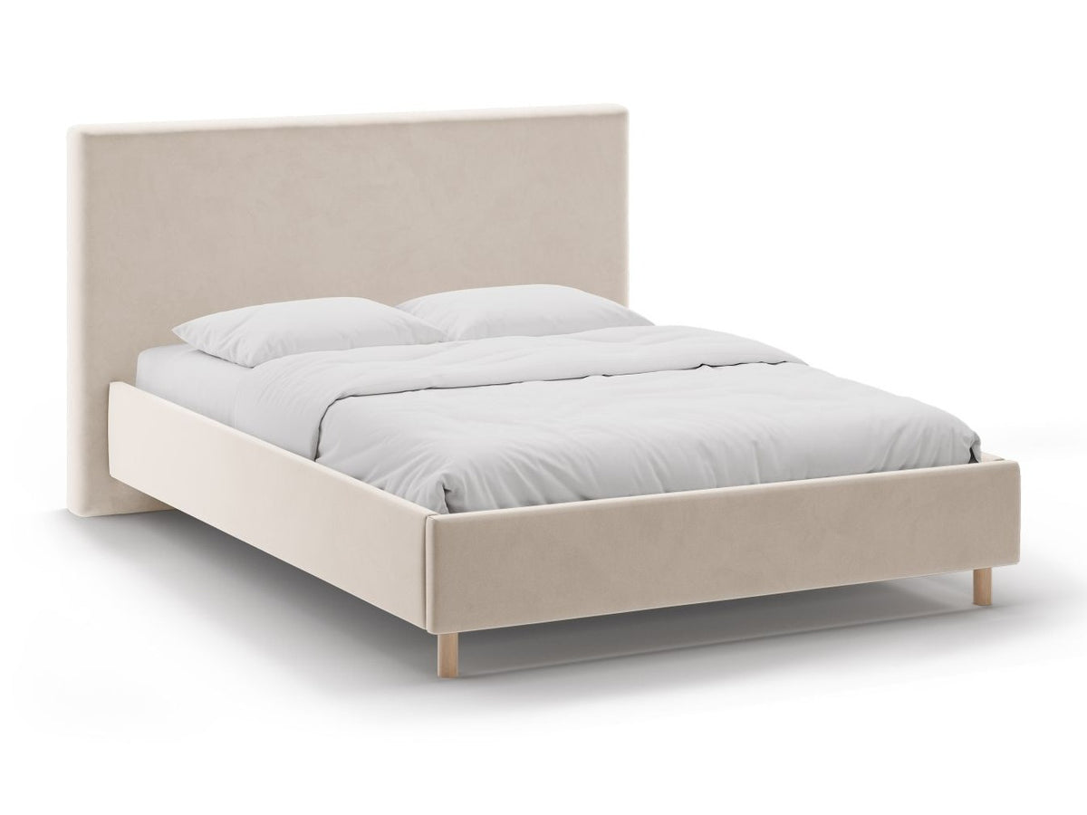 Cama 640736
