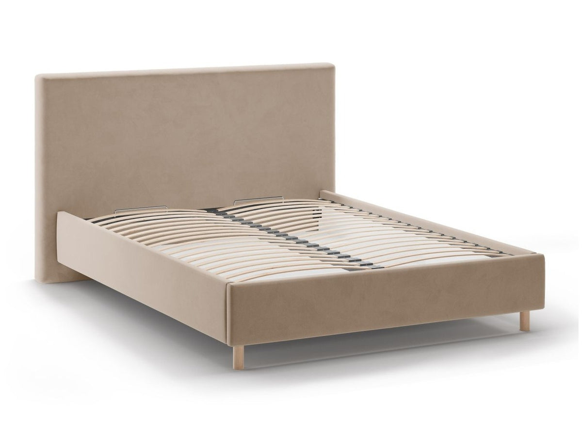 Cama 640736