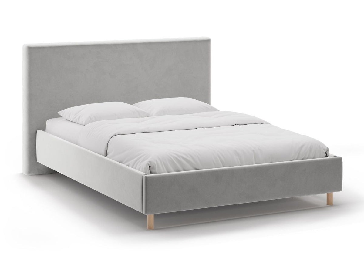 Cama 640736