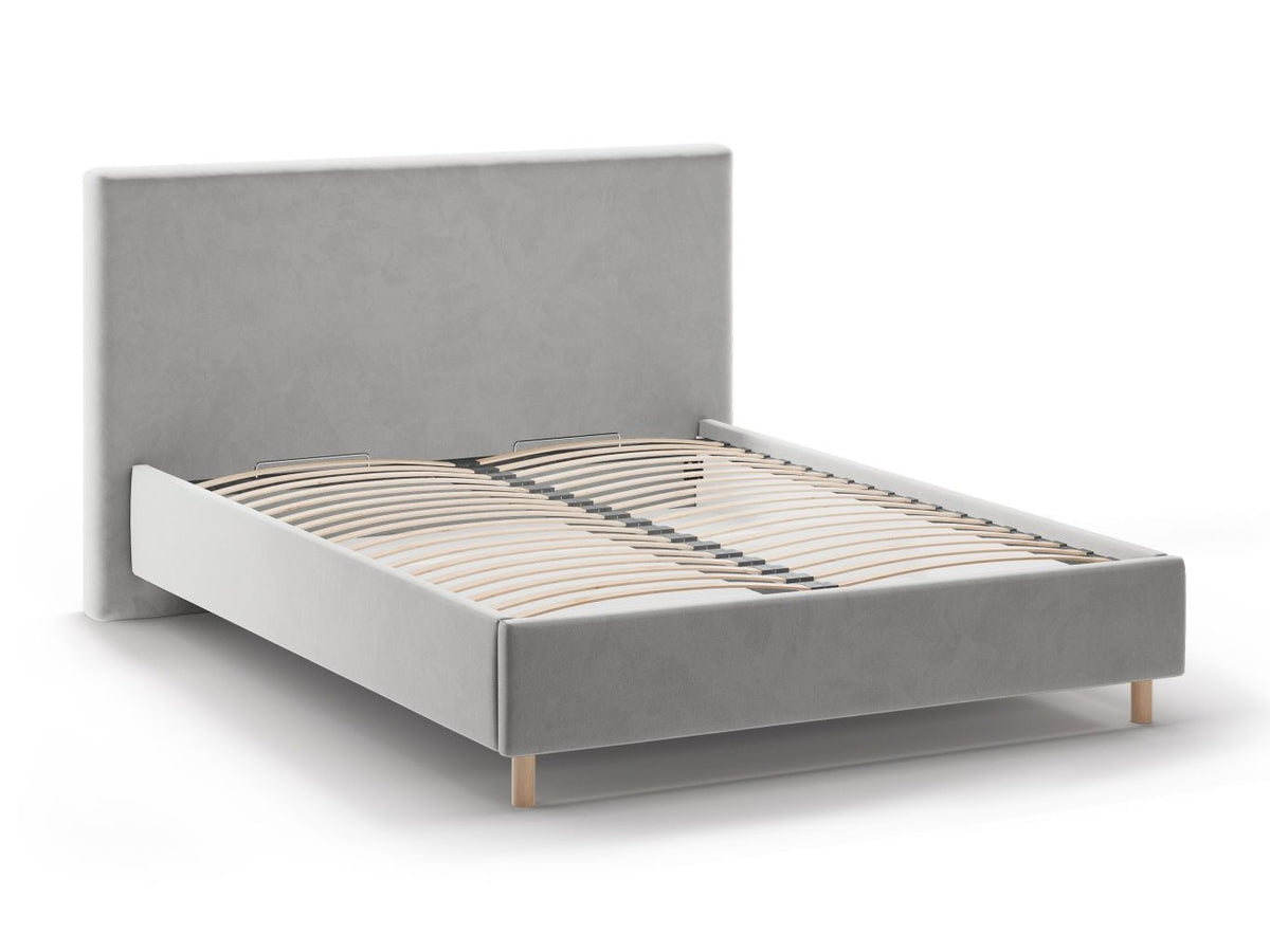 Cama 640736