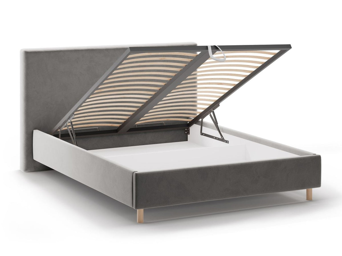 Cama 640736