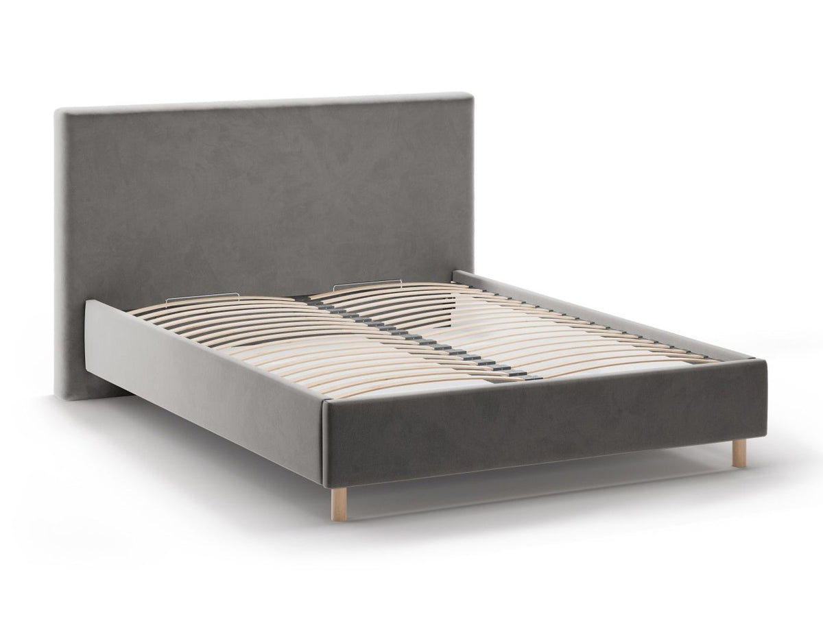 Cama 640736