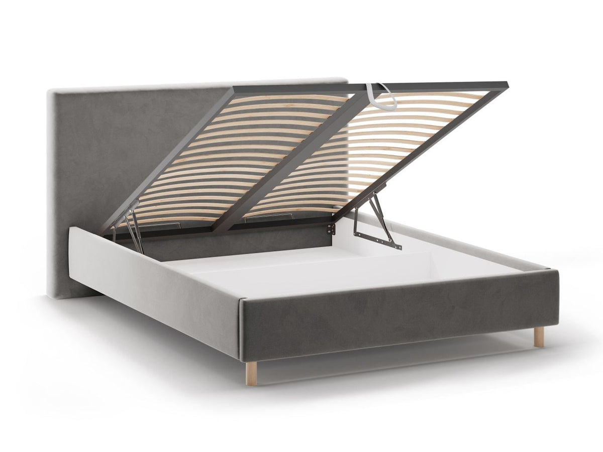 Cama 640736