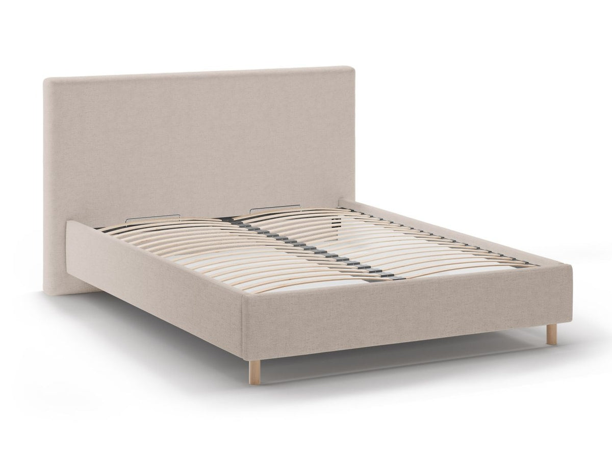 Cama 640736