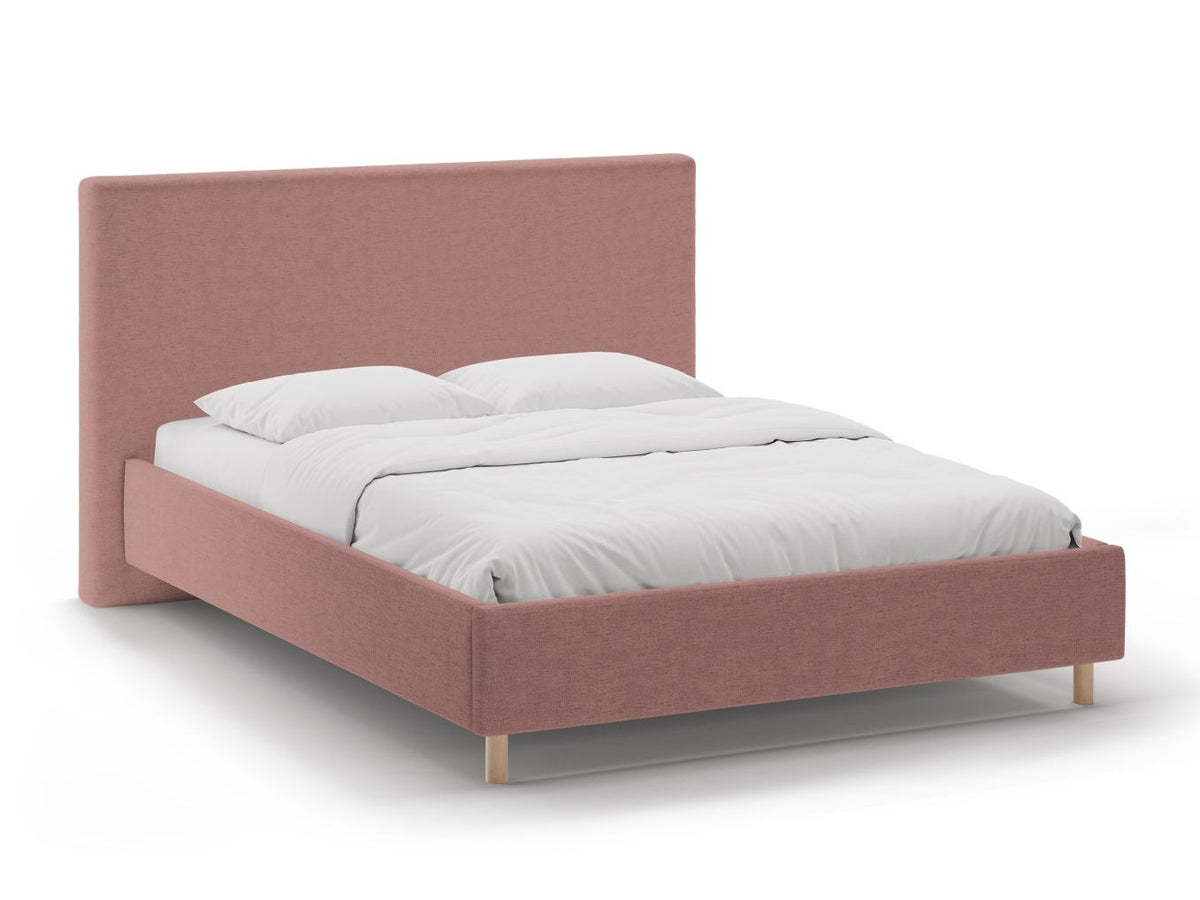 Cama 640736