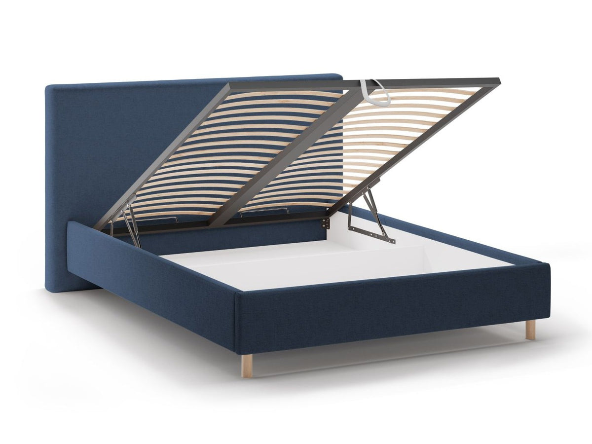 Cama 640736