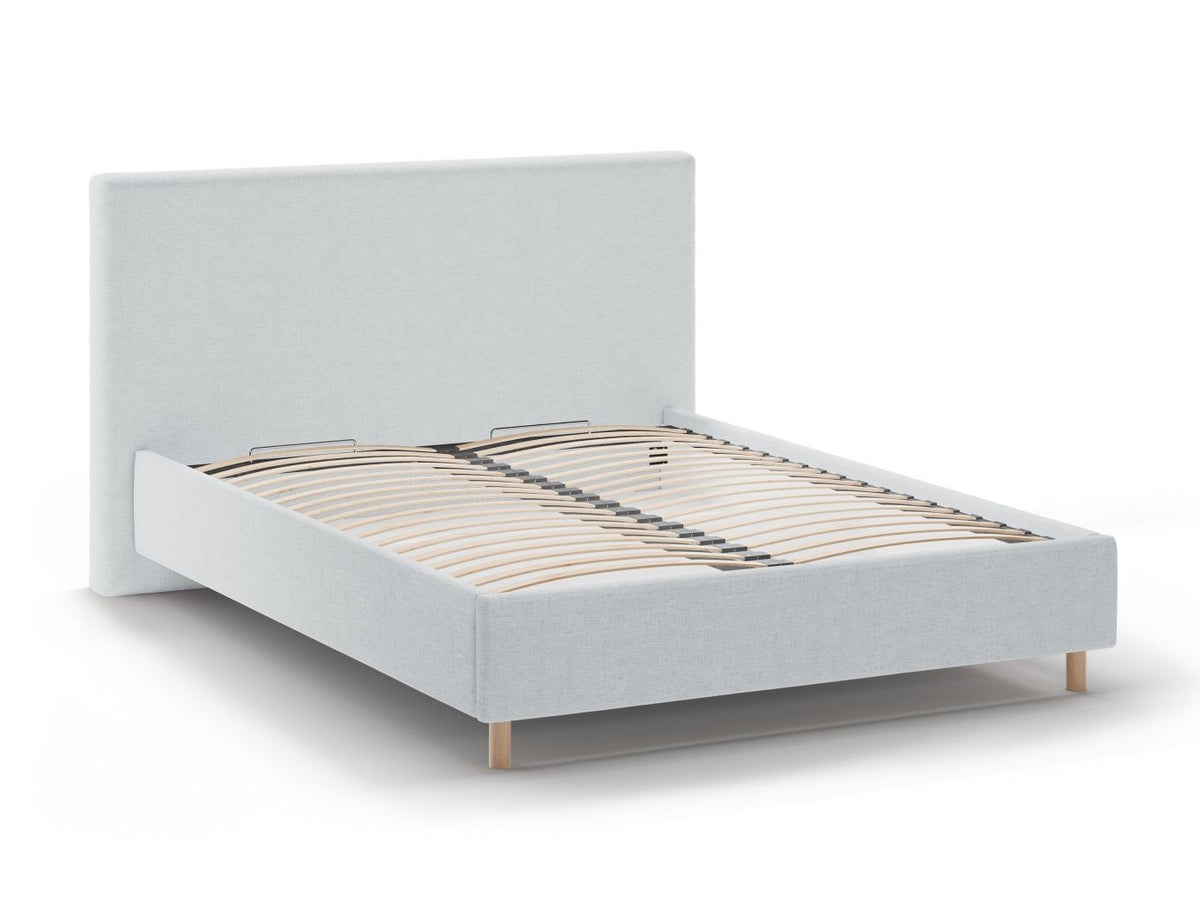 Cama 640736