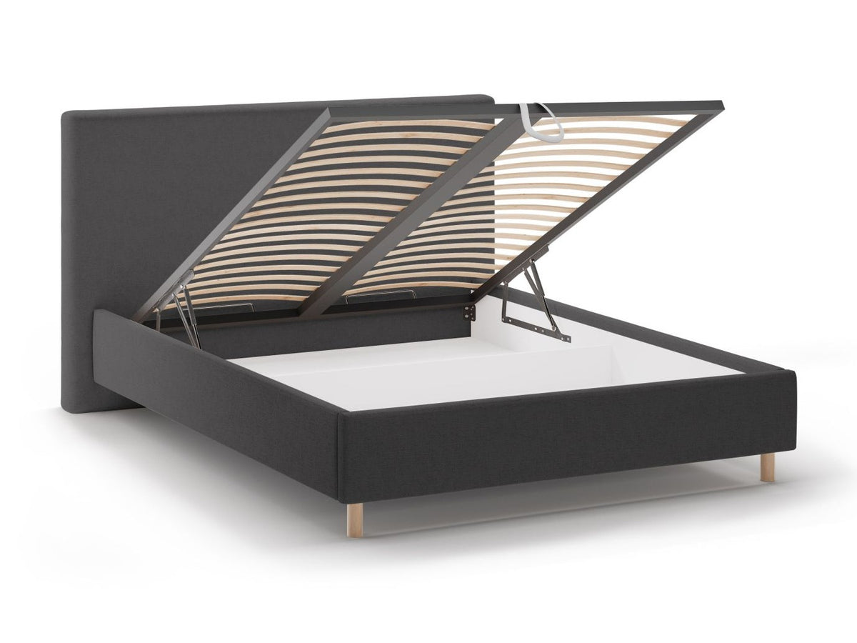 Cama 640736