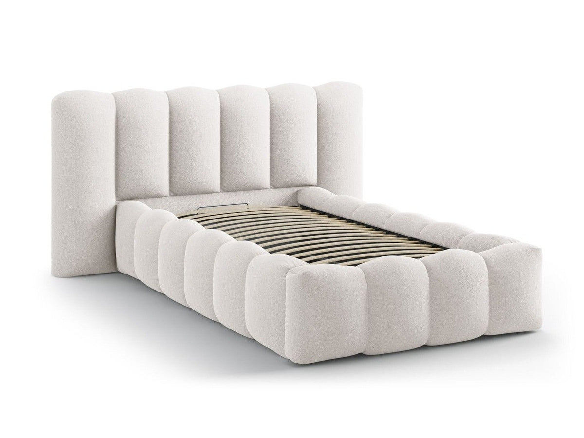 Cama 640508
