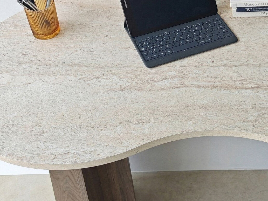 Mesa de oficina 668237