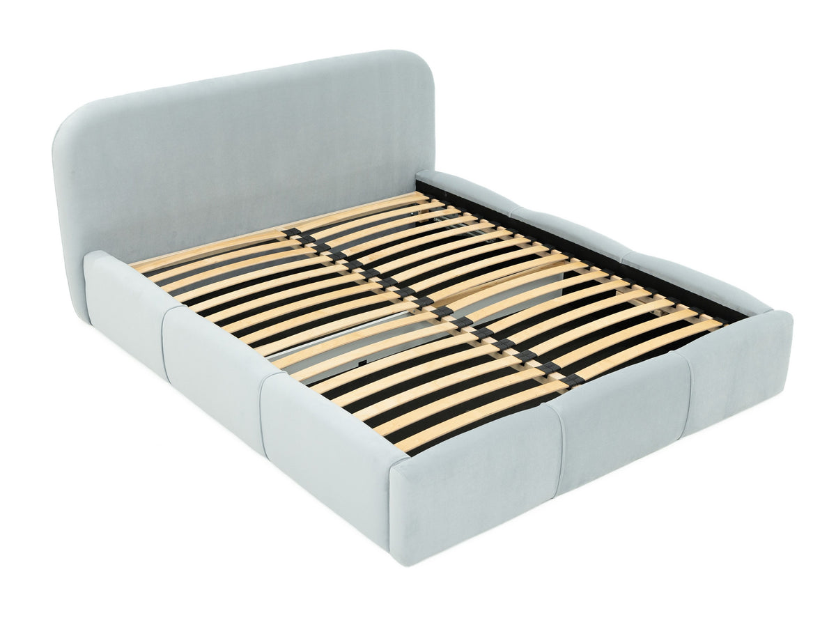 Cama 682796