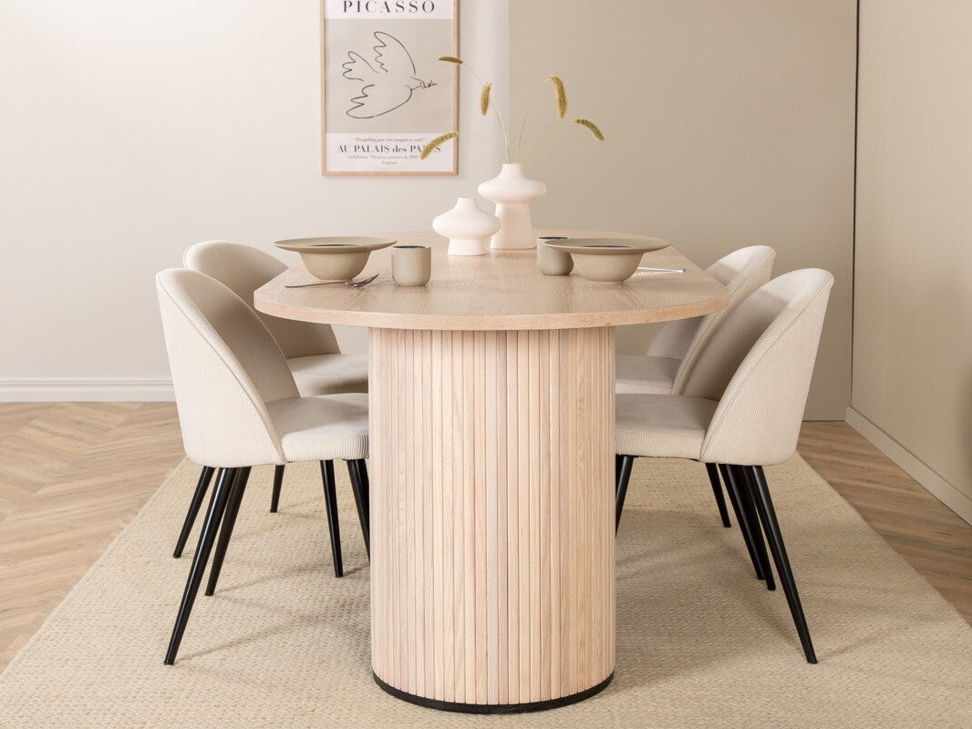 Conjunto de mesas y sillas para comedor 432549