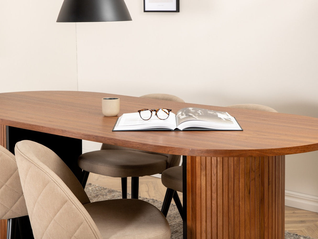 Conjunto de mesas y sillas para comedor 433415