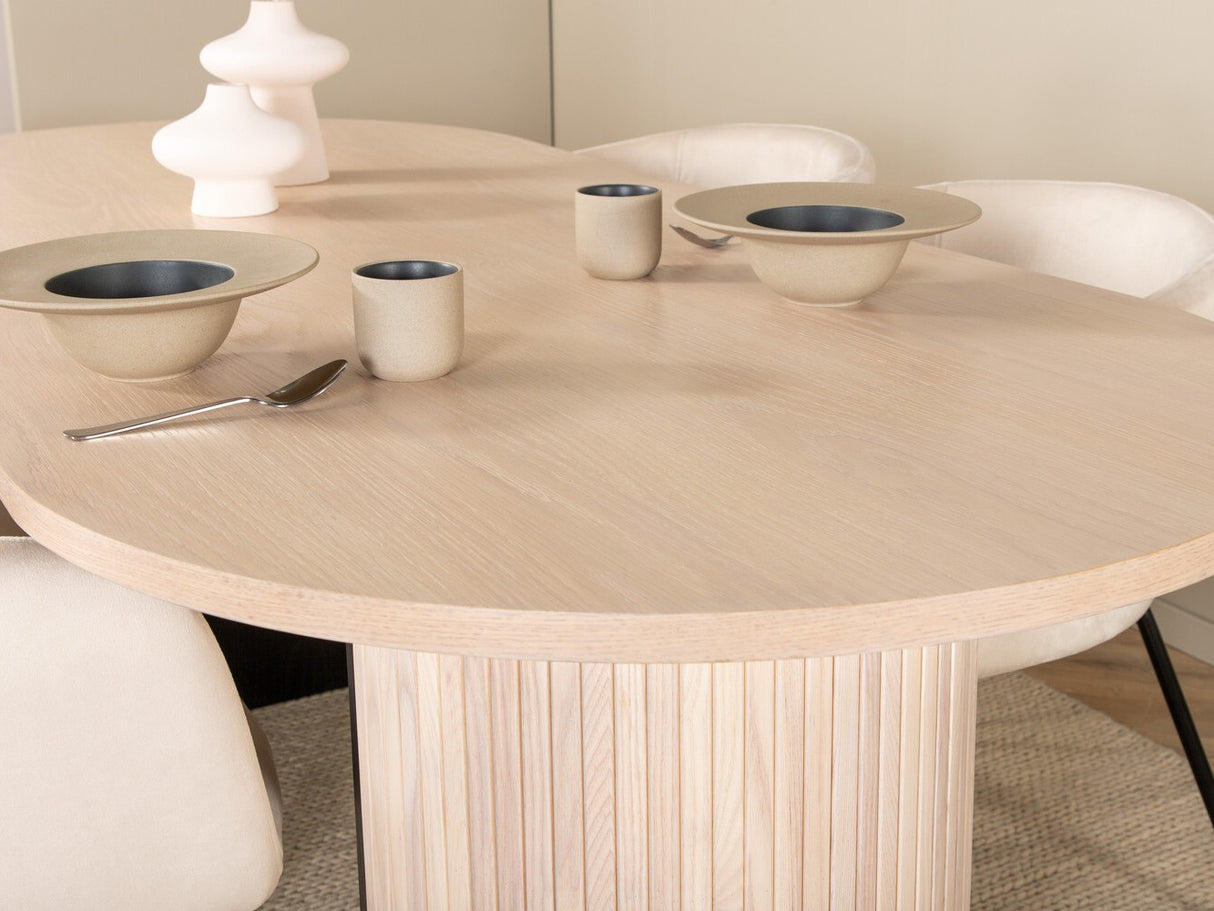 Conjunto de mesas y sillas para comedor 433470
