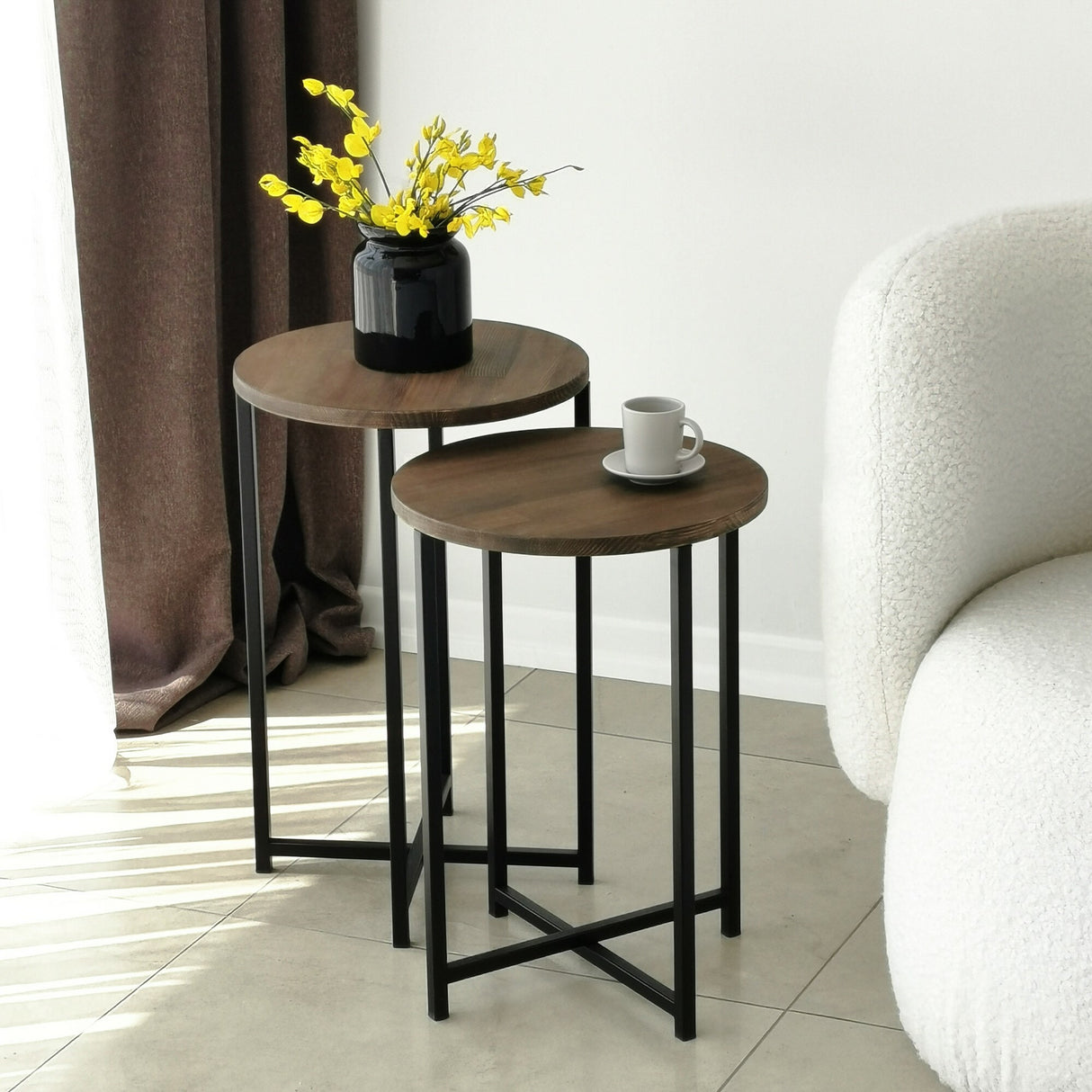 Conjunto de mesas auxiliares 513177