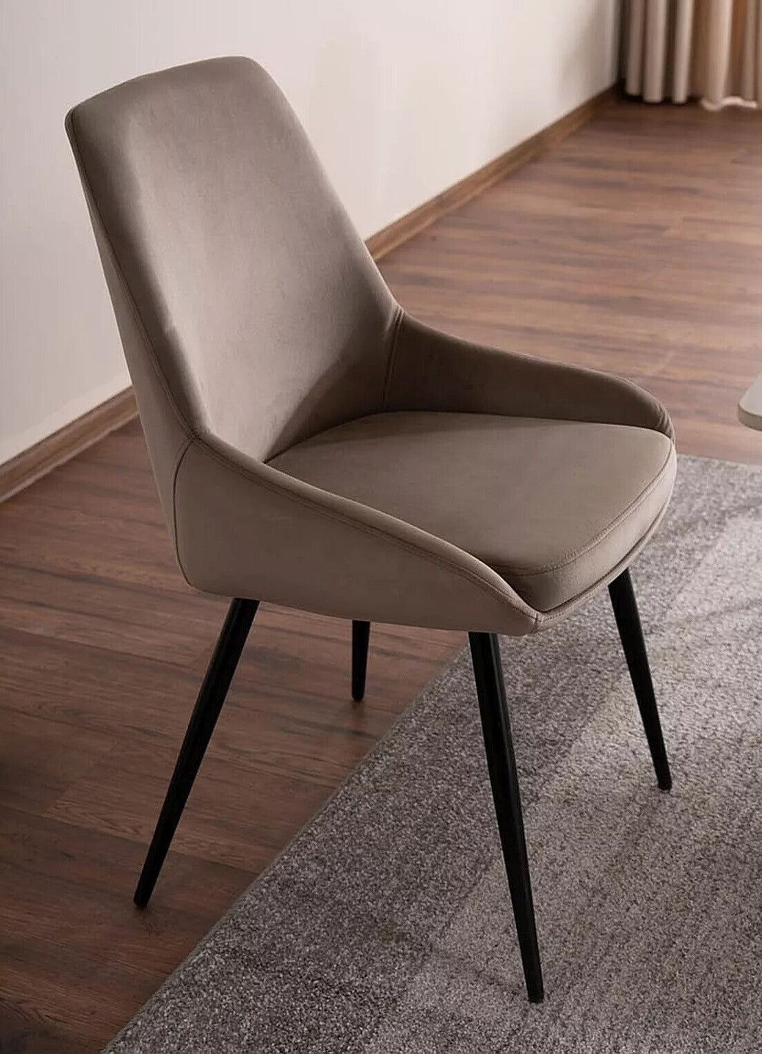 Silla 589743