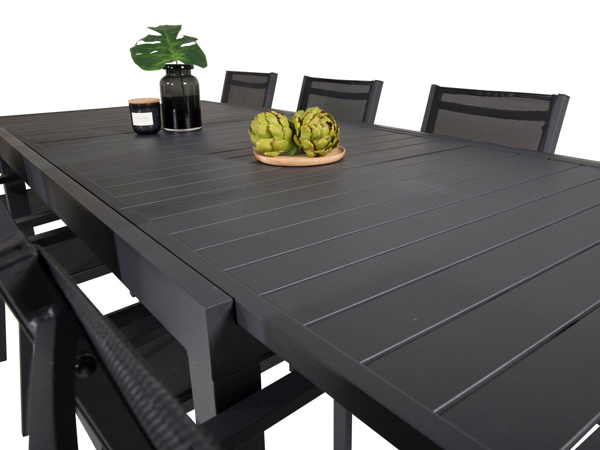 Conjunto de mesa y sillas 640172