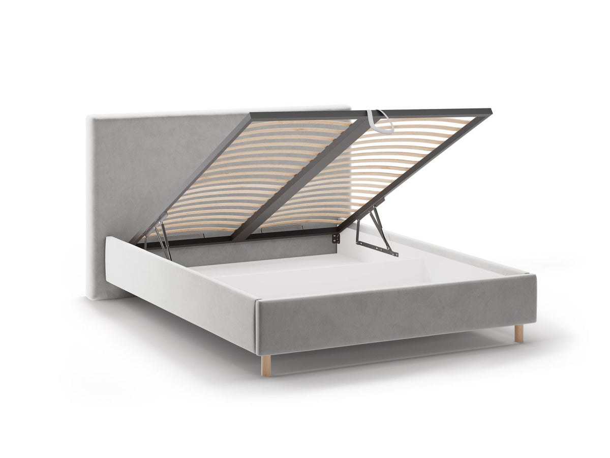 Cama 640736