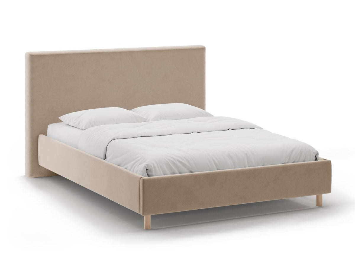 Cama 640736