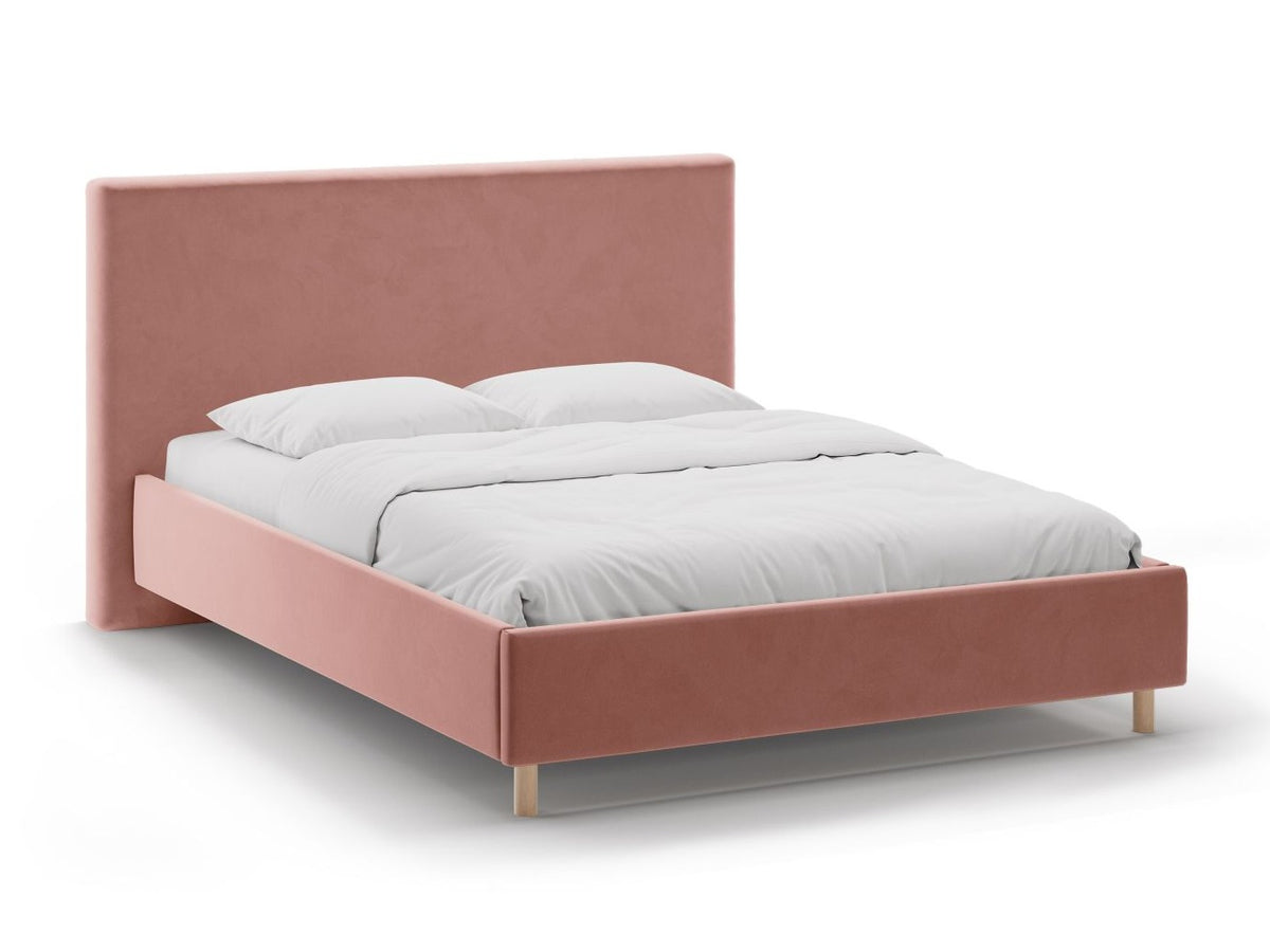 Cama 640736