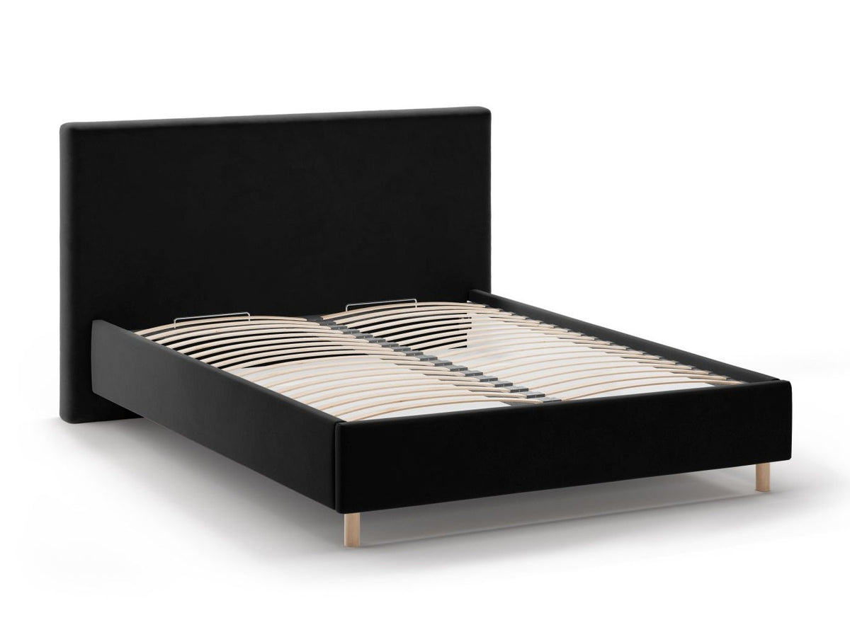Cama 640736