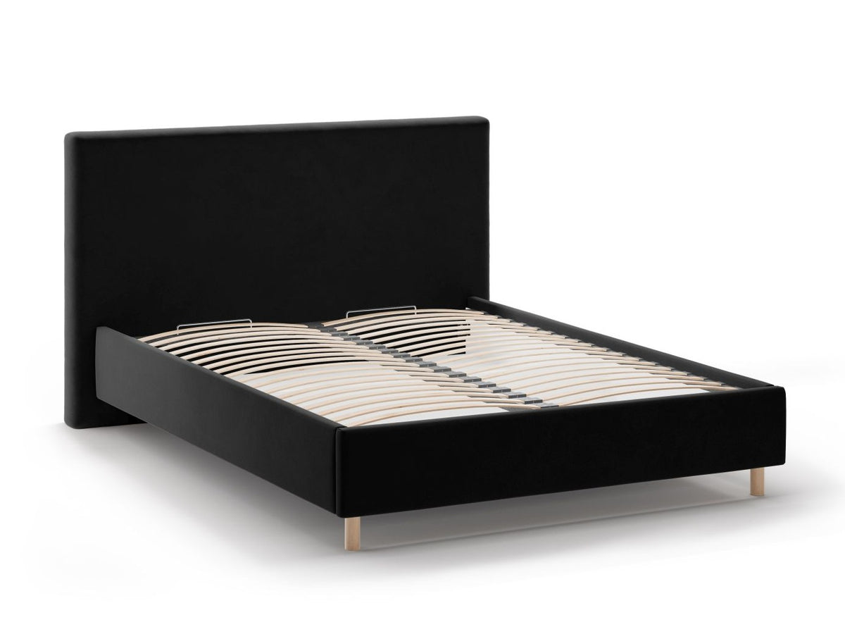 Cama 640736