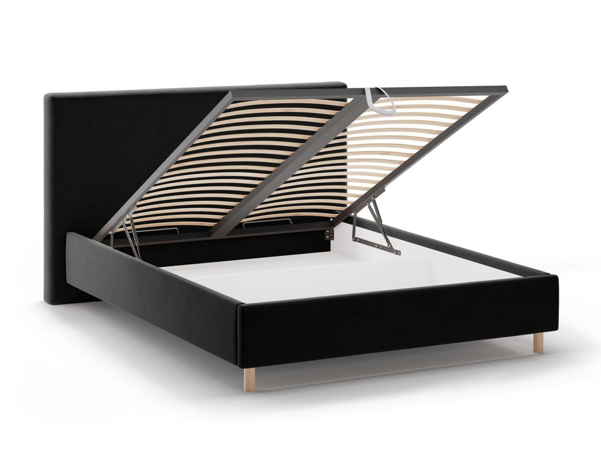 Cama 640736