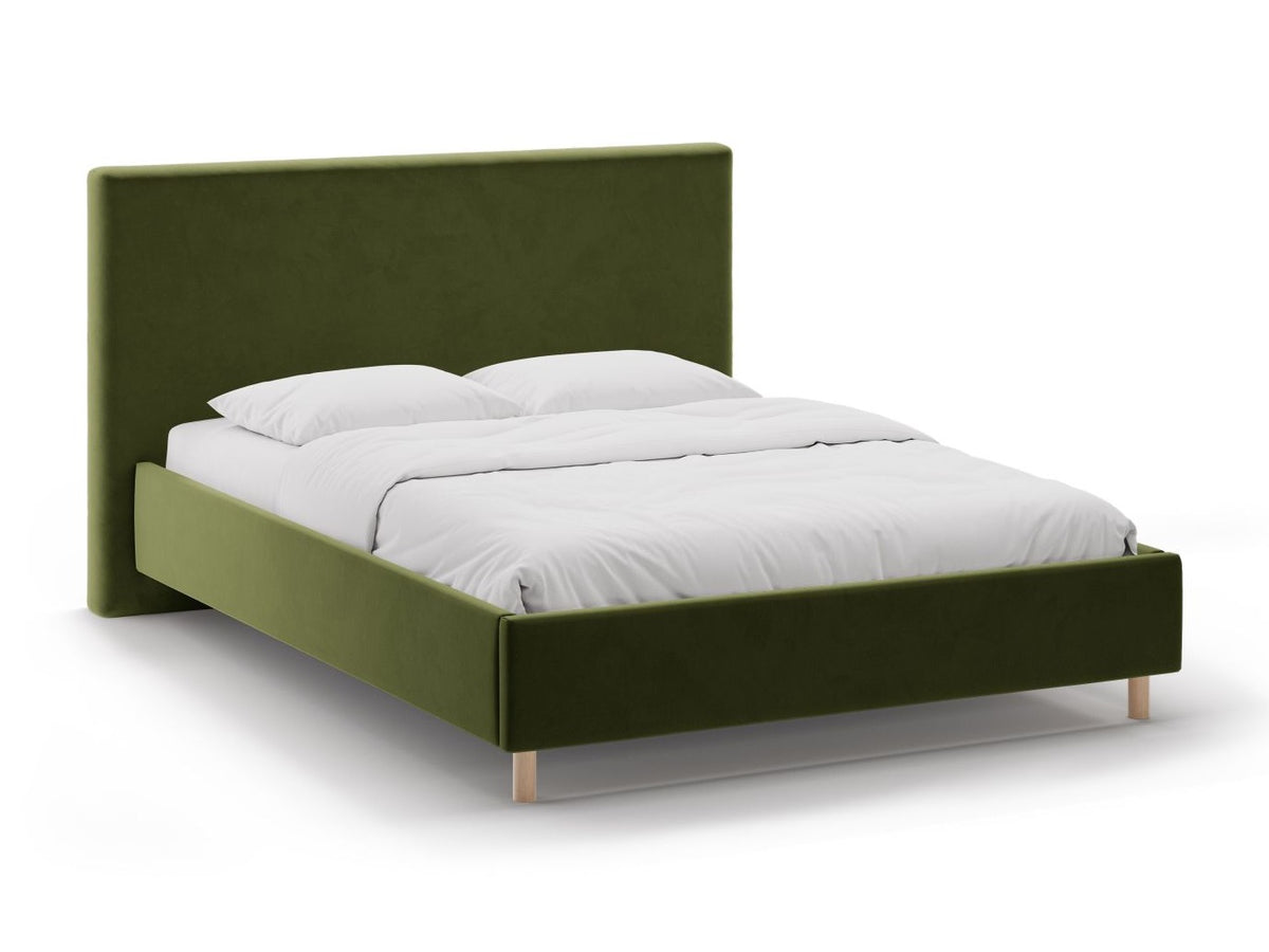 Cama 640736