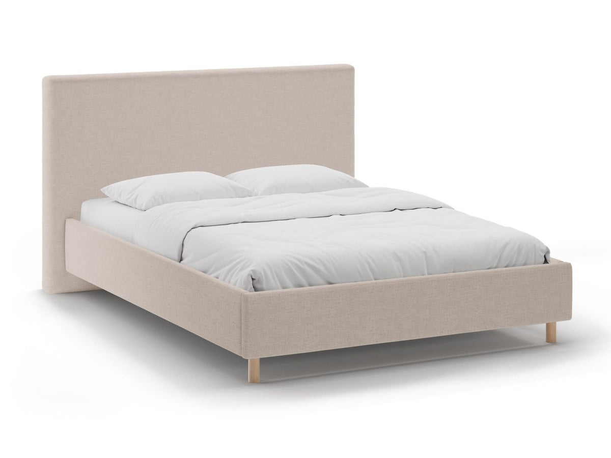 Cama 640736