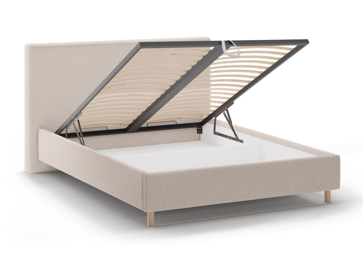 Cama 640736