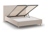 Cama 640736