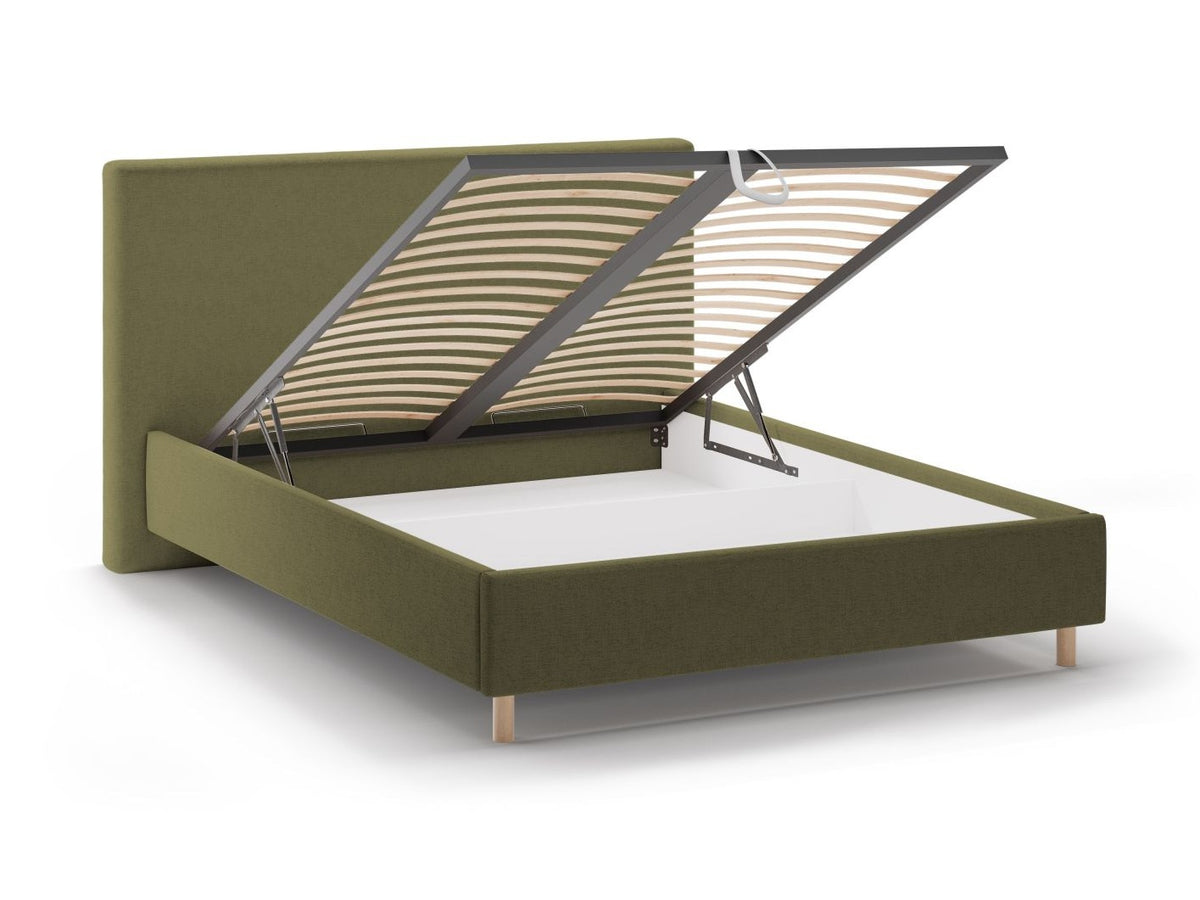 Cama 640736