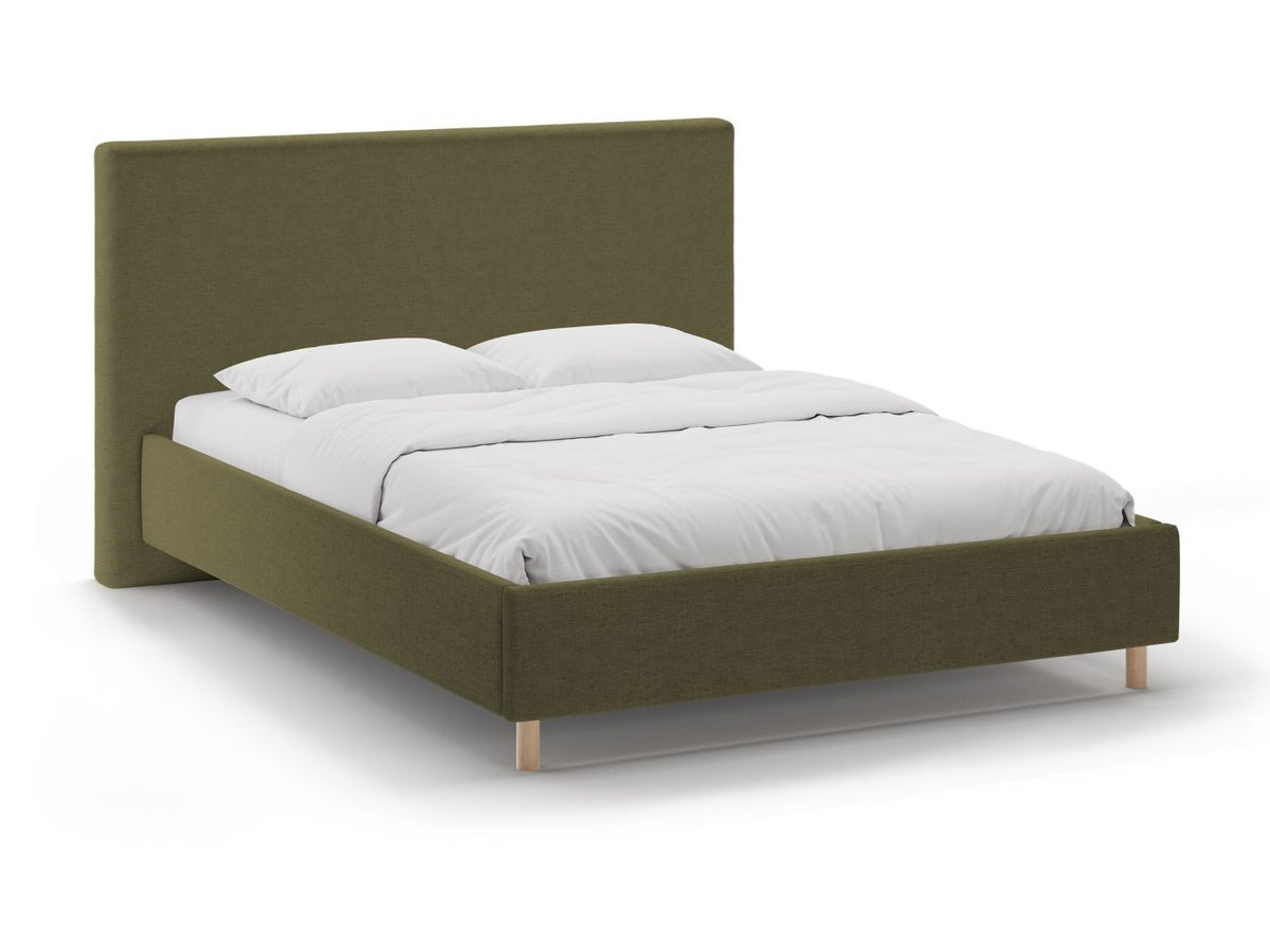 Cama 640736