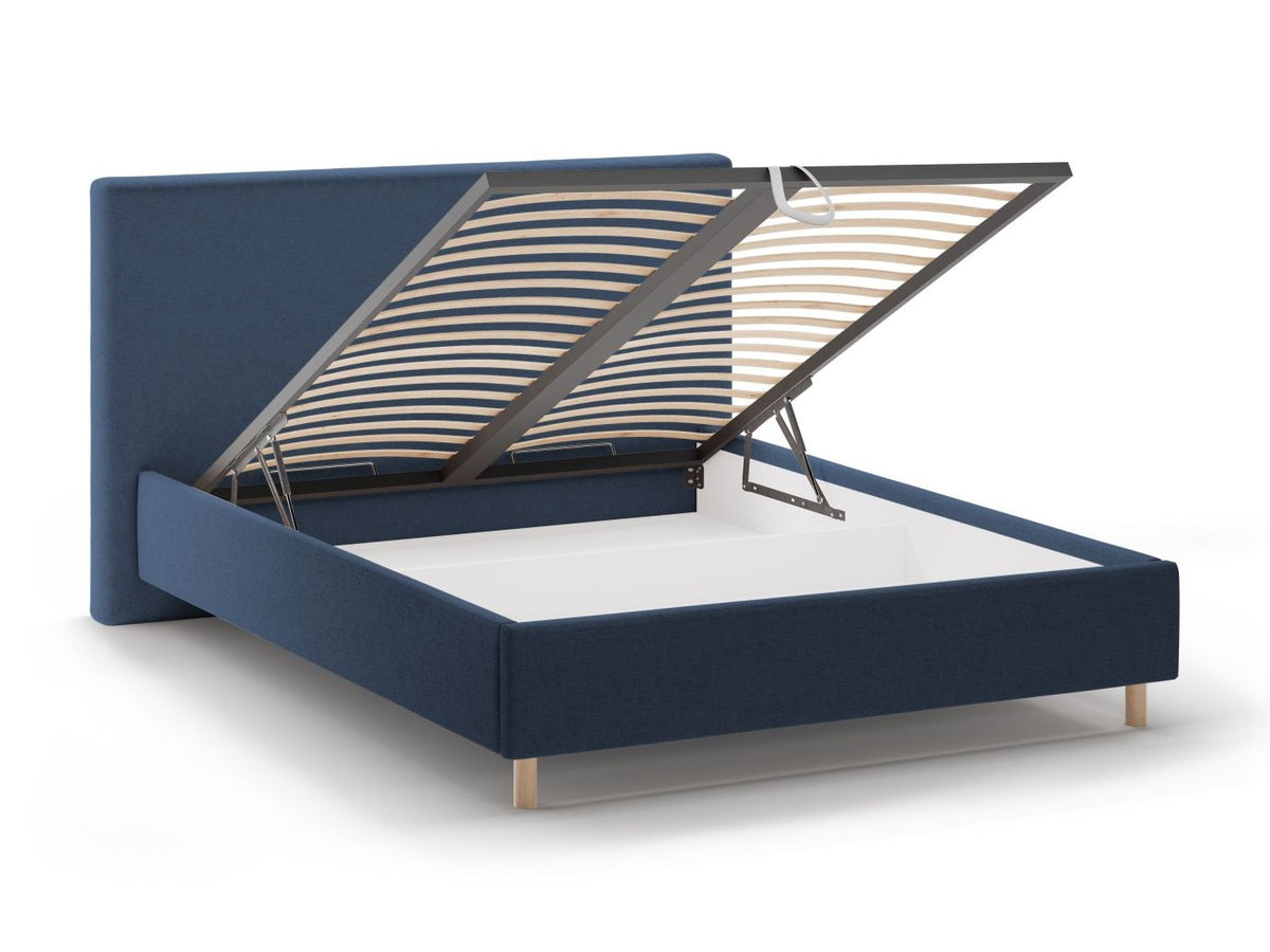 Cama 640736