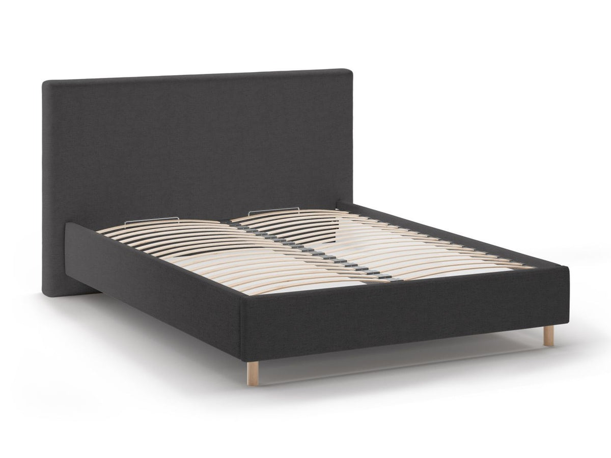 Cama 640736