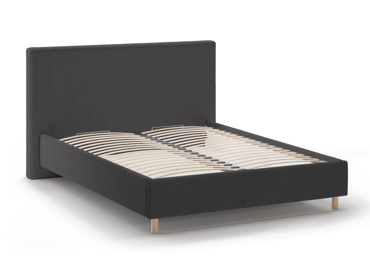 Cama 640736