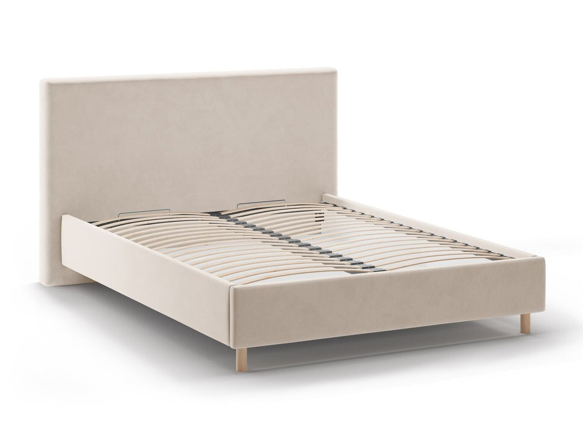 Cama 640736