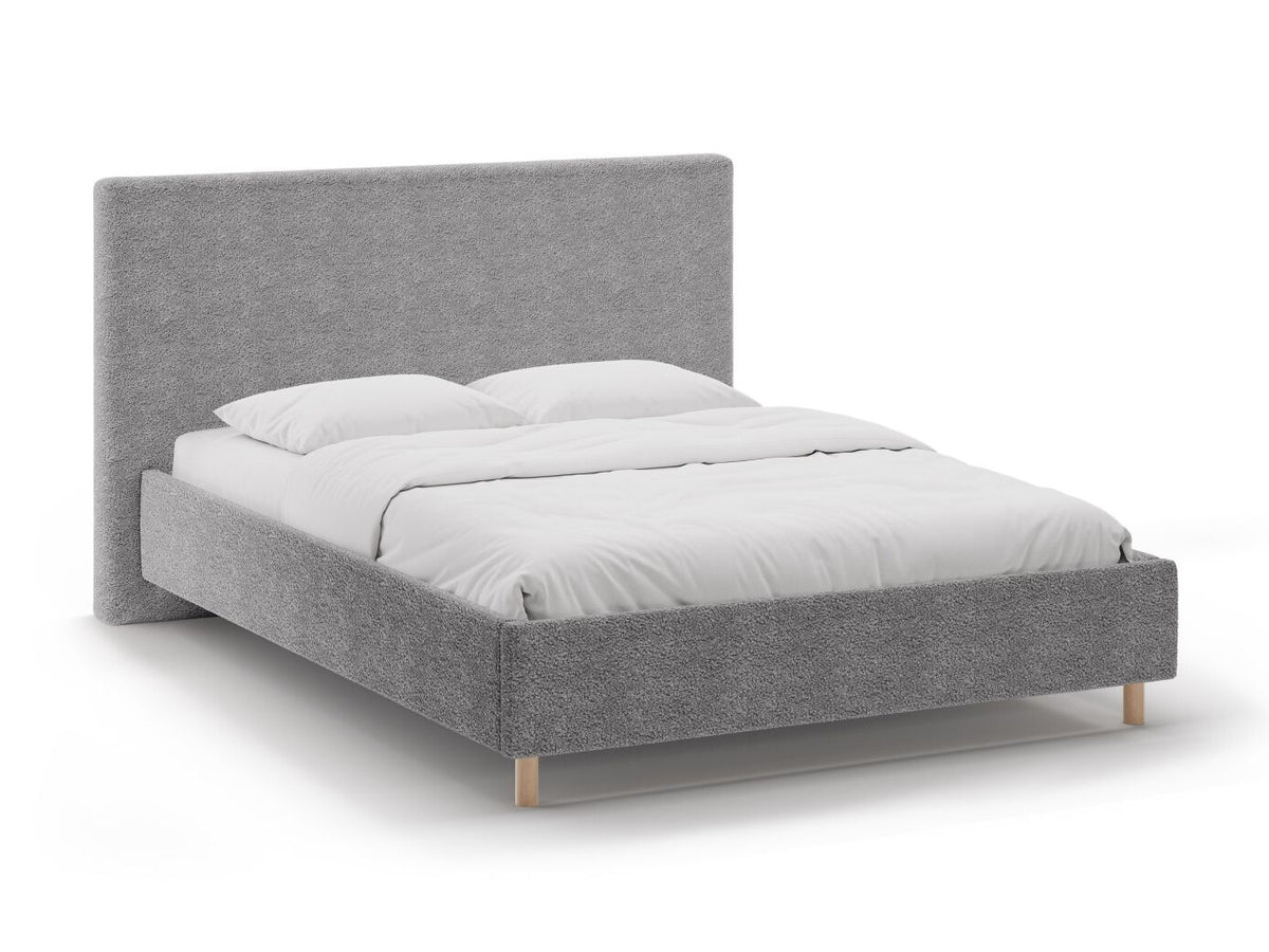 Cama 640736