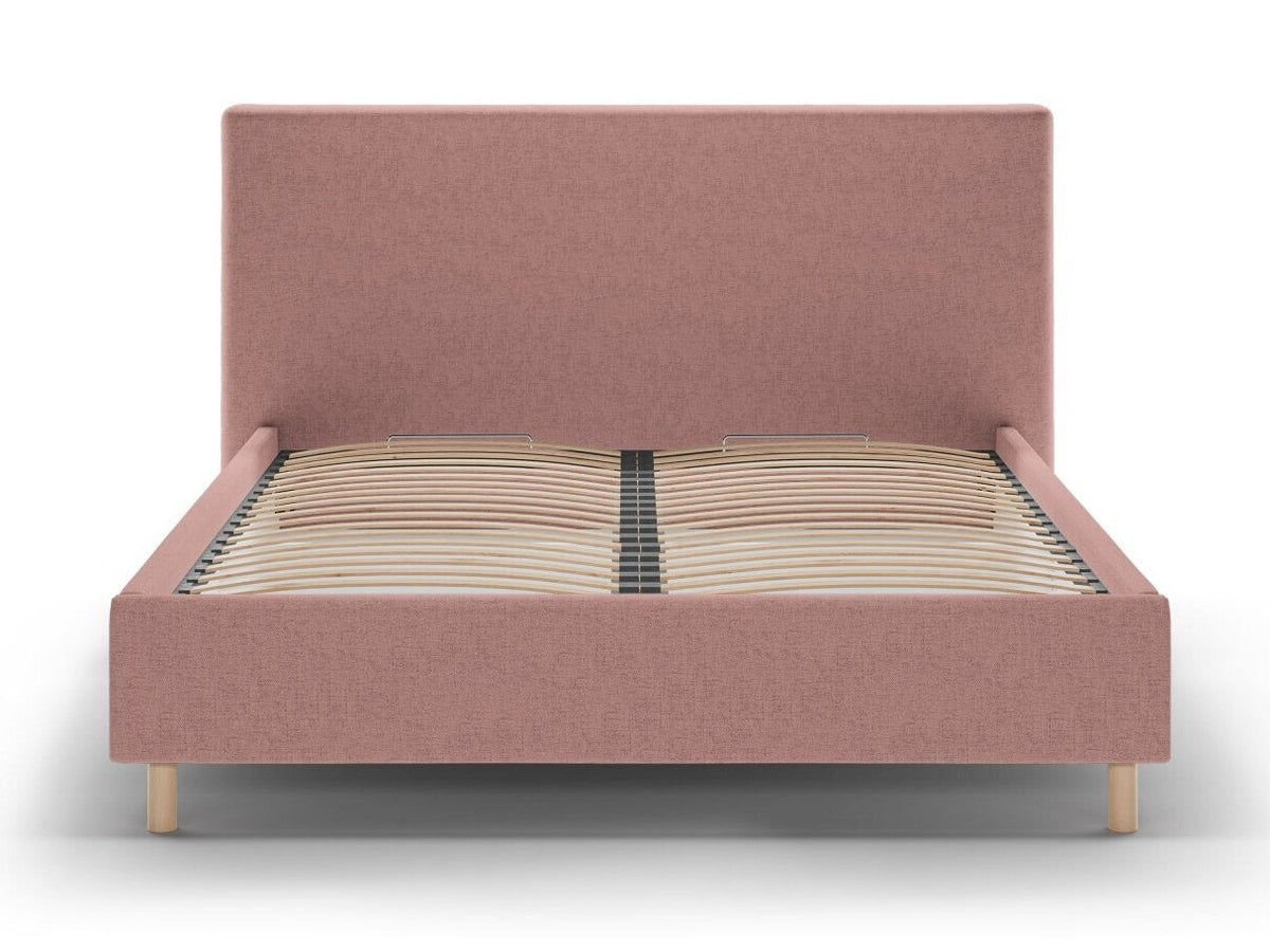 Cama 640736