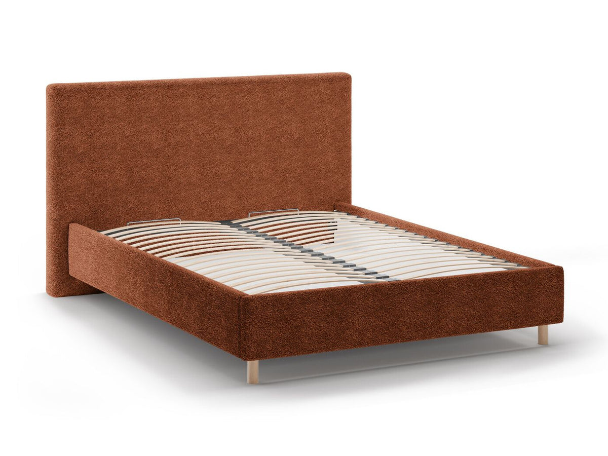 Cama 640736