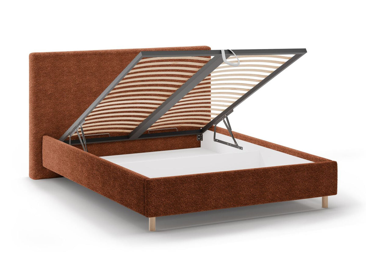 Cama 640736