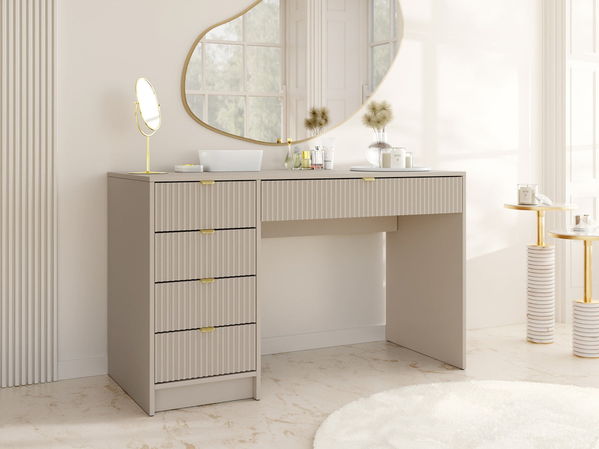 Mesa de oficina 495162 5017200